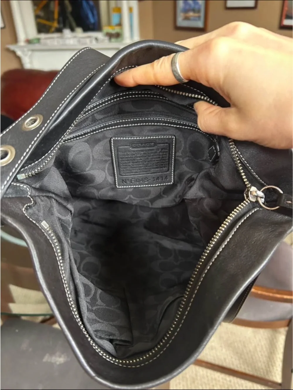 Coach Legacy Leather Flap Hobo Shoulder Bag Black 1414 Nickel Hardware Tassel - Picture 4 of 4